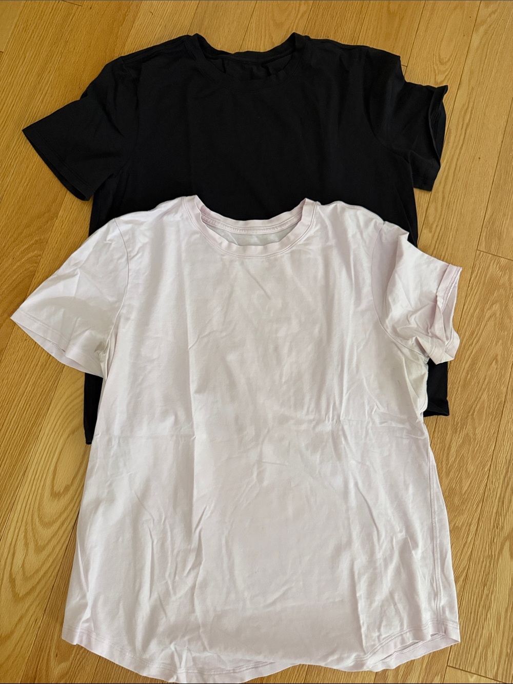 lululemon athletica womens Short Sleeve Crew Tee in Black & pink bundle